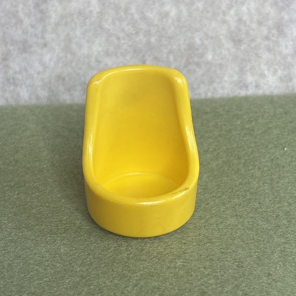 1975 Vintage Kenner Family Tree House Tree Tots Yellow Rocking Chair #F4